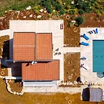 Willa Maguetta With Private Pool In Scopello (Sicily)