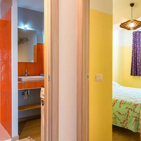 Maguetta With Private Pool In Villa
